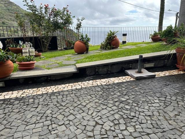 Villa Zeza'S Garden à Calheta  Extérieur photo