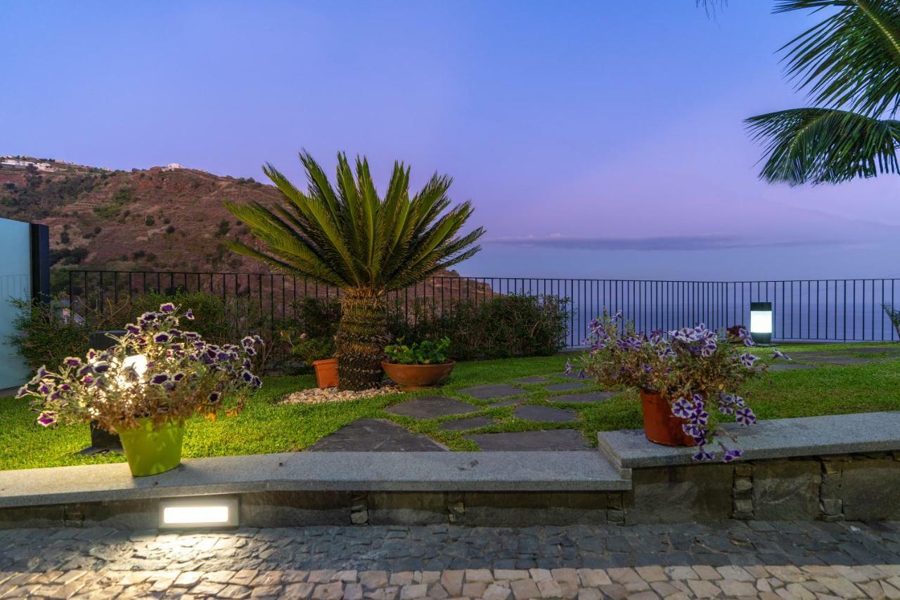 Villa Zeza'S Garden à Calheta  Extérieur photo